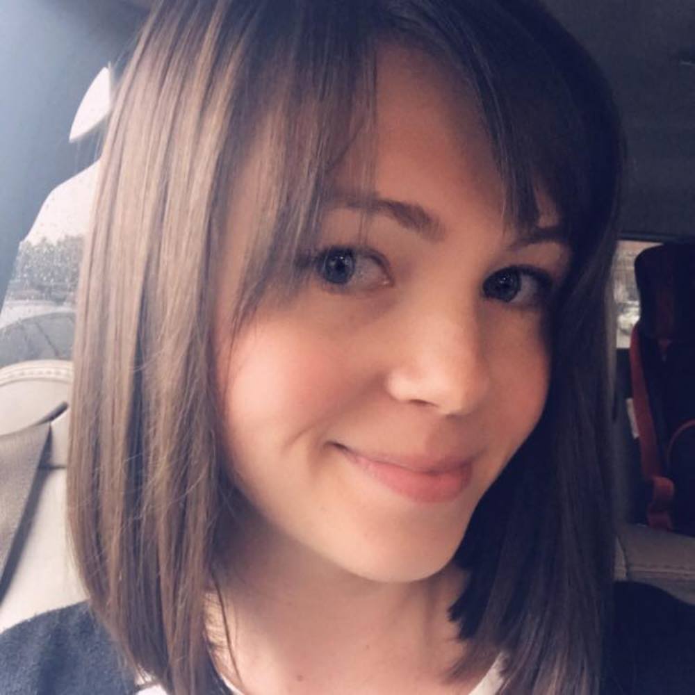 Meet your Posher, Angi